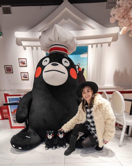 Que-ver-en-Shanghai-Kumamon-Cafe.jpg